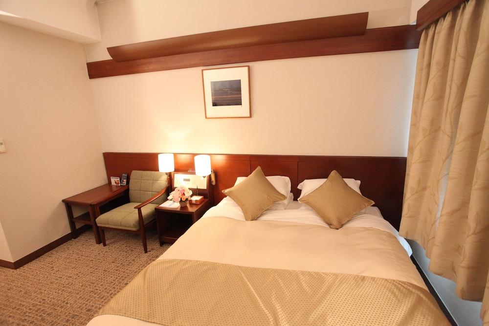 Kurashiki Kokusai Hotel Екстер'єр фото